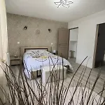 Bel Appartement Bord Du Rhone